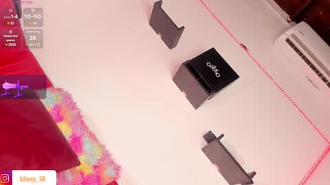 Snapshot of kloey_hoot chatting on 31, 12, 2024 Kloey online show from 31, 12, 2024