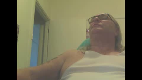 knobout online show from 17, 2, 2025