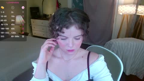 knowlita  online show from 1, 2, 2025