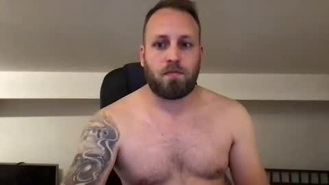 Snapshot of kobasic chatting on 31, 12, 2024 hugo online show from 31, 12, 2024