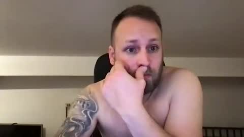 Snapshot of kobasic chatting on 3, 1, 2025 hugo online show from 3, 1, 2025