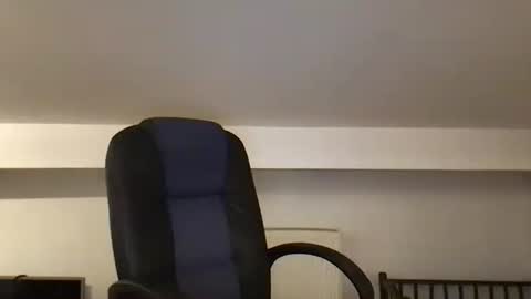 Snapshot of kobasic chatting on 4, 1, 2025 hugo online show from 4, 1, 2025