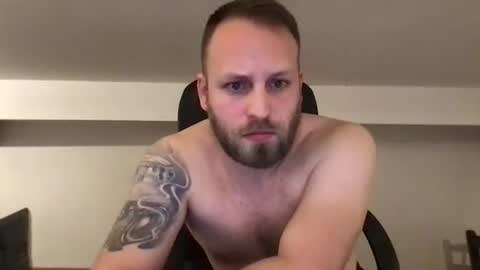 Snapshot of kobasic chatting on 22, 1, 2025 hugo online show from 22, 1, 2025