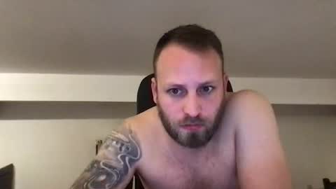 Snapshot of kobasic chatting on 23, 1, 2025 hugo online show from 23, 1, 2025