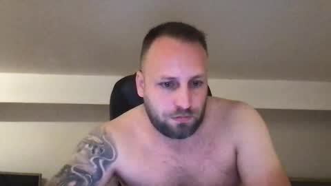 Snapshot of kobasic chatting on 16, 9, 2025 hugo online show from 16, 9, 2025