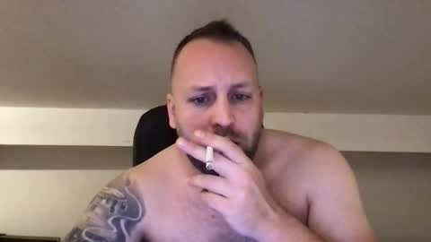 Snapshot of kobasic chatting on 26, 9, 2025 hugo online show from 26, 9, 2025