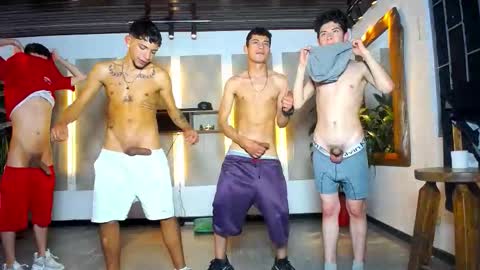 Snapshot of kobayaske chatting on 13, 12, 2025 kobayaske online show from 13, 12, 2025