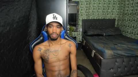 Snapshot of kofi_exotic_ chatting on 4, 12, 2025 kofi online show from 4, 12, 2025