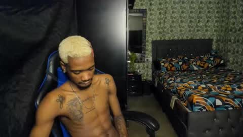 Snapshot of kofi_exotic_ chatting on 14, 12, 2025 kofi online show from 14, 12, 2025