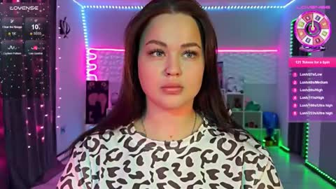 Mia online show from 8, 2, 2026