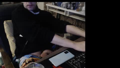 Snapshot of kompura chatting on 21, 12, 2025 Kompura online show from 21, 12, 2025