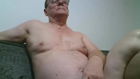 Snapshot of komputer123456789 chatting on 6, 1, 2026 Bogdan online show from 6, 1, 2026