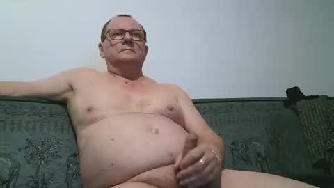 Snapshot of komputer123456789 chatting on 7, 1, 2026 Bogdan online show from 7, 1, 2026