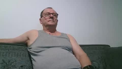 Snapshot of komputer123456789 chatting on 8, 1, 2026 Bogdan online show from 8, 1, 2026