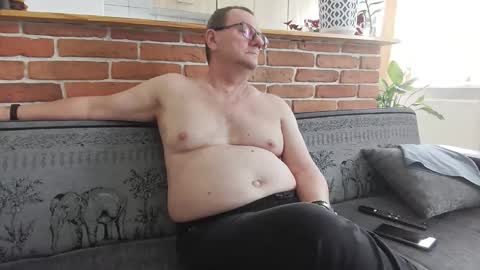 Snapshot of komputer123456789 chatting on 13, 3, 2026 Bogdan online show from 13, 3, 2026