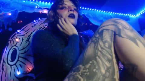 konekokawai online show from 27, 11, 2025