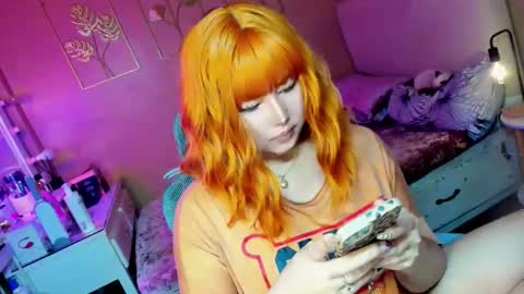 MISS ALICIA online show from 15, 9, 2025