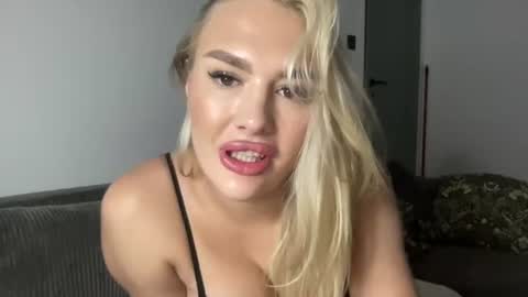 Snapshot of korniii25 chatting on 29, 7, 2026 korniii25 online show from 29, 7, 2026