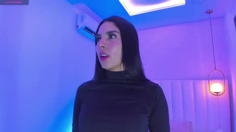 Snapshot of kosmic_21 chatting on 5, 3, 2025 K O S M I C online show from 5, 3, 2025