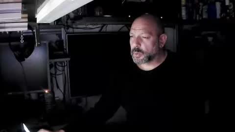 Snapshot of kostasgreek42 chatting on 21, 12, 2025 Kosta online show from 21, 12, 2025