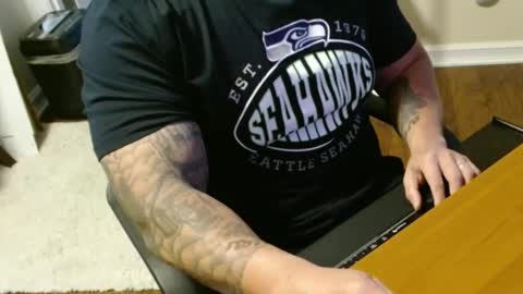 Snapshot of kp253 chatting on 5, 10, 2025 KP online show from 5, 10, 2025