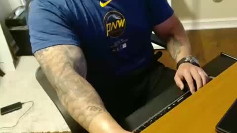 Snapshot of kp253 chatting on 10, 10, 2025 KP online show from 10, 10, 2025