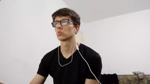 Snapshot of kpo10 chatting on 15, 12, 2024 Facu online show from 15, 12, 2024