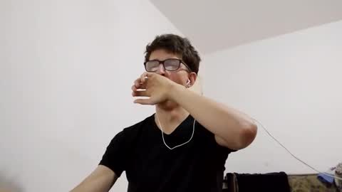 Snapshot of kpo10 chatting on 27, 12, 2024 Facu online show from 27, 12, 2024