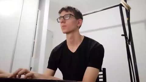 Snapshot of kpo10 chatting on 1, 2, 2026 Facu online show from 1, 2, 2026