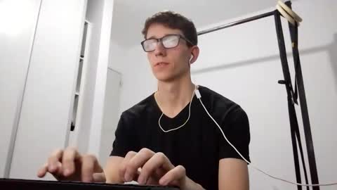 Snapshot of kpo10 chatting on 3, 2, 2026 Facu online show from 3, 2, 2026