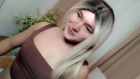 Snapshot of krezikeed chatting on 15, 12, 2025 krezikeed online show from 15, 12, 2025