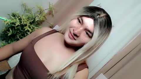 Snapshot of krezikeed chatting on 18, 12, 2025 krezikeed online show from 18, 12, 2025