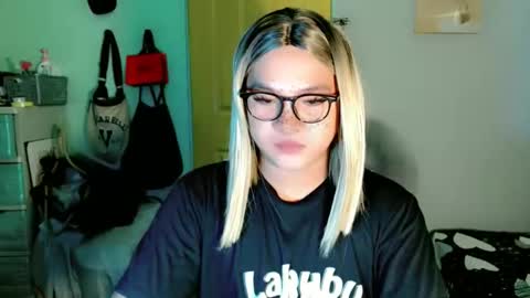 krezikeed online show from 14, 4, 2026