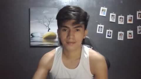 Snapshot of kris_angel69 chatting on 15, 12, 2025 JA ME S online show from 15, 12, 2025