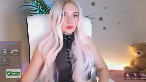 Kris kiskis online show from 5, 12, 2025