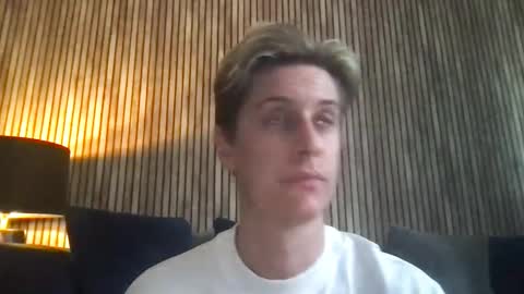 krisl77 online show from 7, 4, 2026