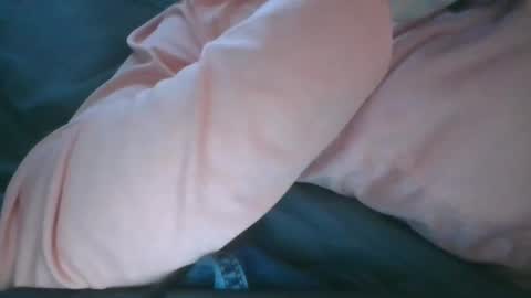 Snapshot of krisnnikki254 chatting on 21, 10, 2025 krisnnikki254 online show from 21, 10, 2025
