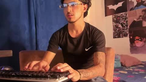 Snapshot of kriss_edwards chatting on 13, 1, 2026 Kriss online show from 13, 1, 2026