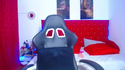 Snapshot of kriss_sweetboobs chatting on 13, 2, 2025 kriss_sweetboobs online show from 13, 2, 2025