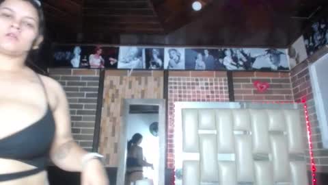 Snapshot of kriss_sweetboobs chatting on 20, 2, 2025 kriss_sweetboobs online show from 20, 2, 2025