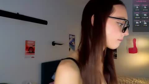 Snapshot of krisss__kisss chatting on 20, 6, 2026 Kriss online show from 20, 6, 2026