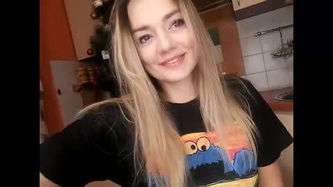 Snapshot of krisssexi chatting on 6, 1, 2025 KrissSexi online show from 6, 1, 2025