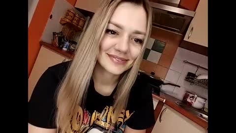 Snapshot of krisssexi chatting on 9, 2, 2025 KrissSexi online show from 9, 2, 2025