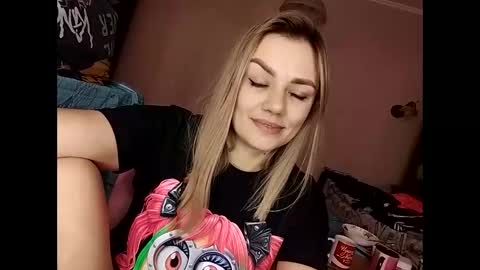 Snapshot of krisssexi chatting on 12, 2, 2025 KrissSexi online show from 12, 2, 2025