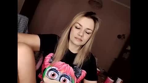 Snapshot of krisssexi chatting on 18, 2, 2025 KrissSexi online show from 18, 2, 2025