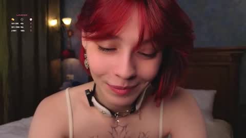 Snapshot of krissyhei chatting on 24, 10, 2025 Sarah online show from 24, 10, 2025