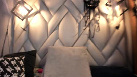 Snapshot of kristakinnky chatting on 20, 10, 2025 BETANIA online show from 20, 10, 2025