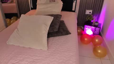 Snapshot of kristakinnky chatting on 18, 7, 2026 BETANIA online show from 18, 7, 2026