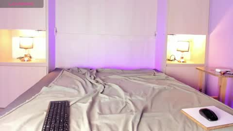 Snapshot of kristelgray chatting on 3, 3, 2025 kristelgray online show from 3, 3, 2025