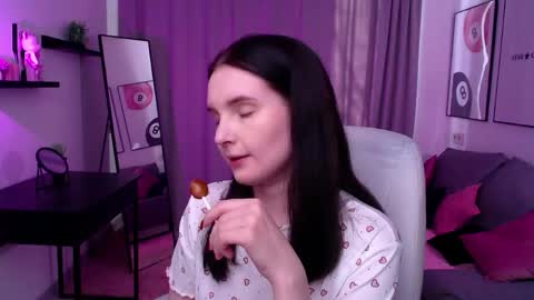 Snapshot of kristen_belll chatting on 14, 4, 2026 Sophia online show from 14, 4, 2026